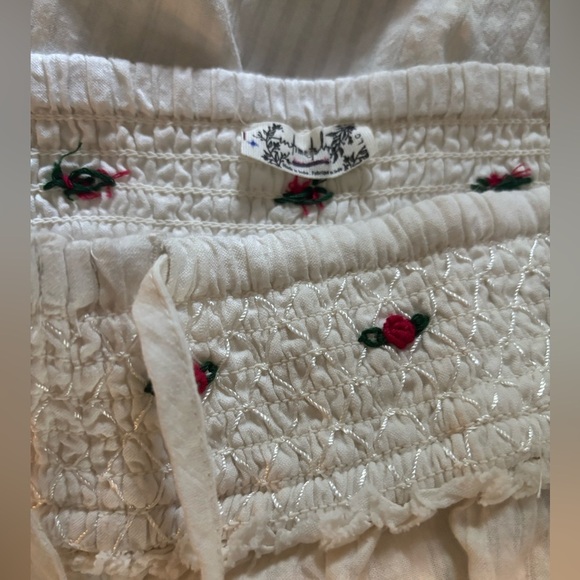 Free People Intimately Sweet Roses
Lounge Set NWOT - Picture 9 of 10